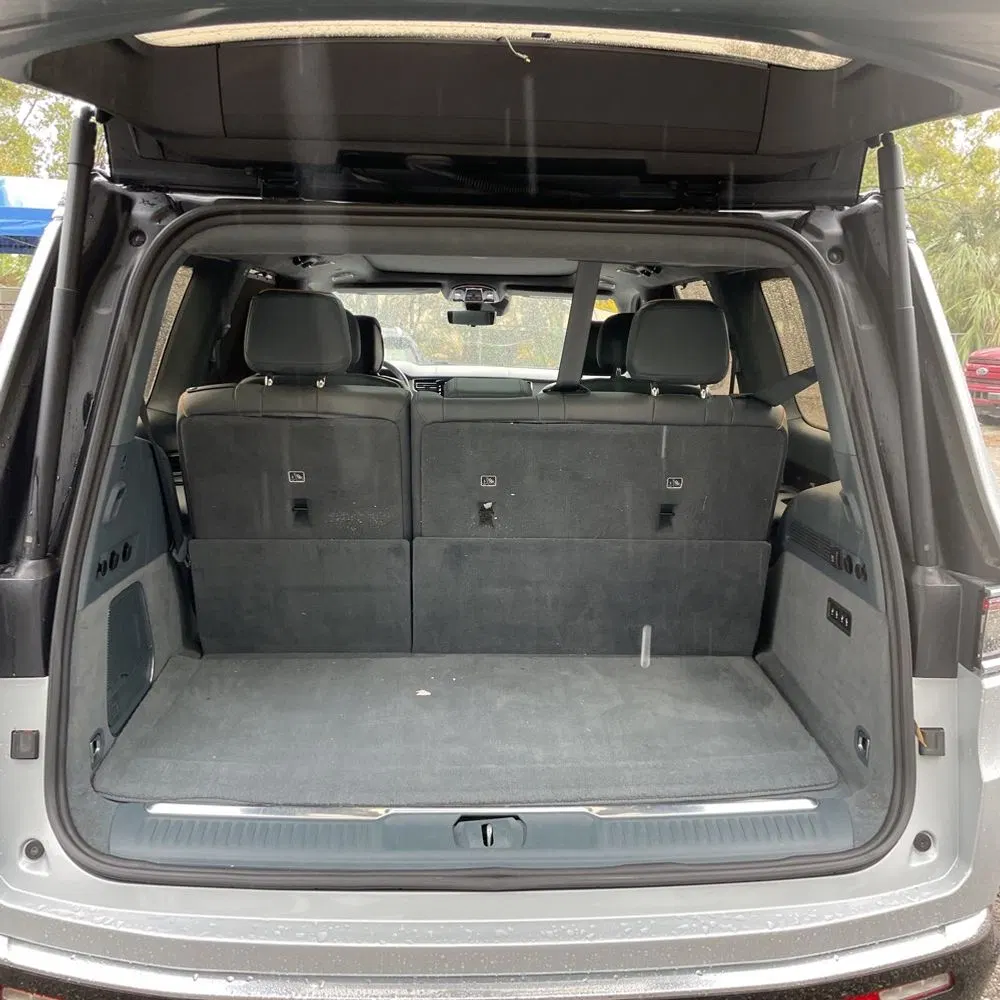 2022 Jeep Grand Wagoneer Series II