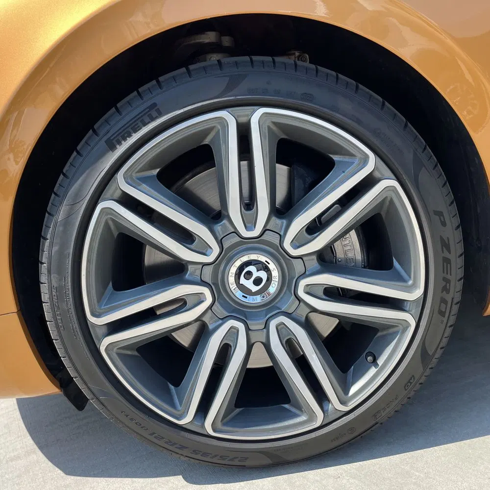 2017 Bentley Flying Spur Base