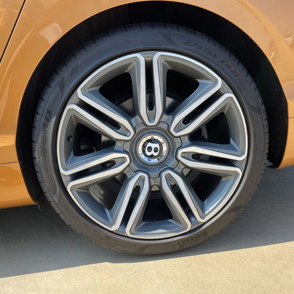2017 Bentley Flying Spur Base