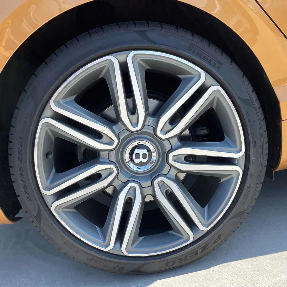 2017 Bentley Flying Spur Base