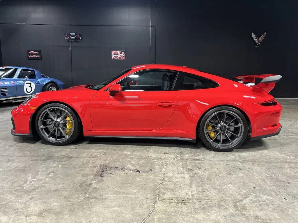 2018 Porsche 911 GT3 Coupe RWD