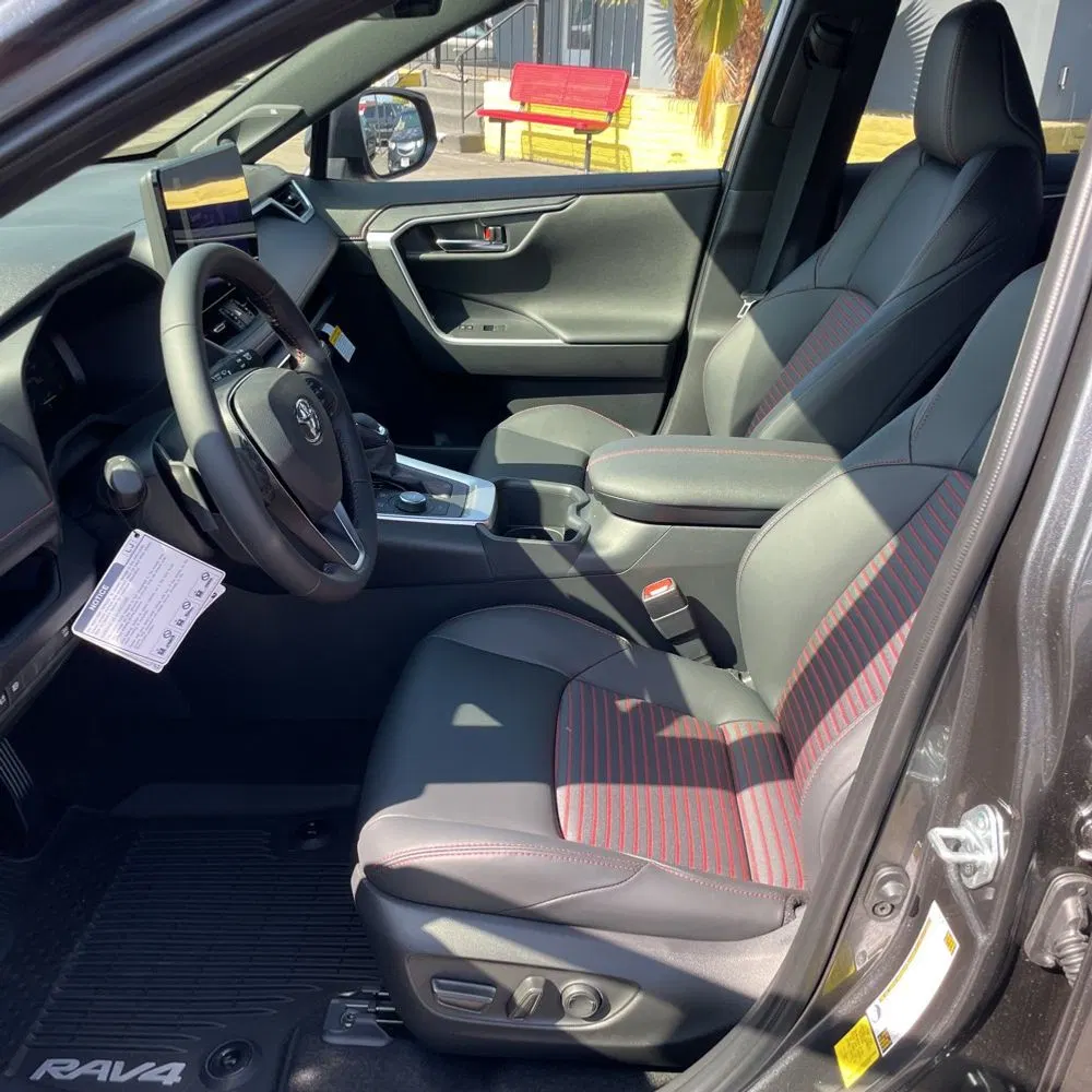 2025 Toyota RAV4 Plug-in Hybrid XSE