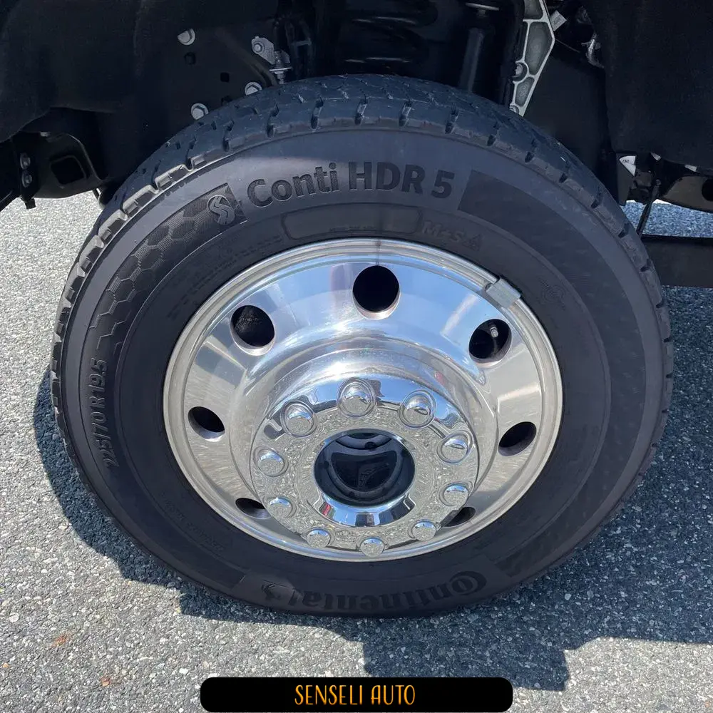 2024 Ford F-450 Super Duty Platinum