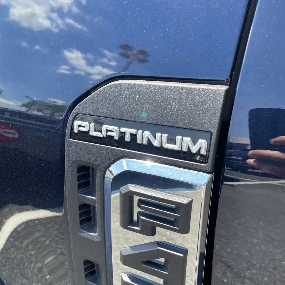 2024 Ford F-450 Super Duty Platinum