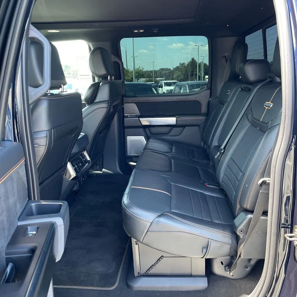 2024 Ford F-450 Super Duty Platinum