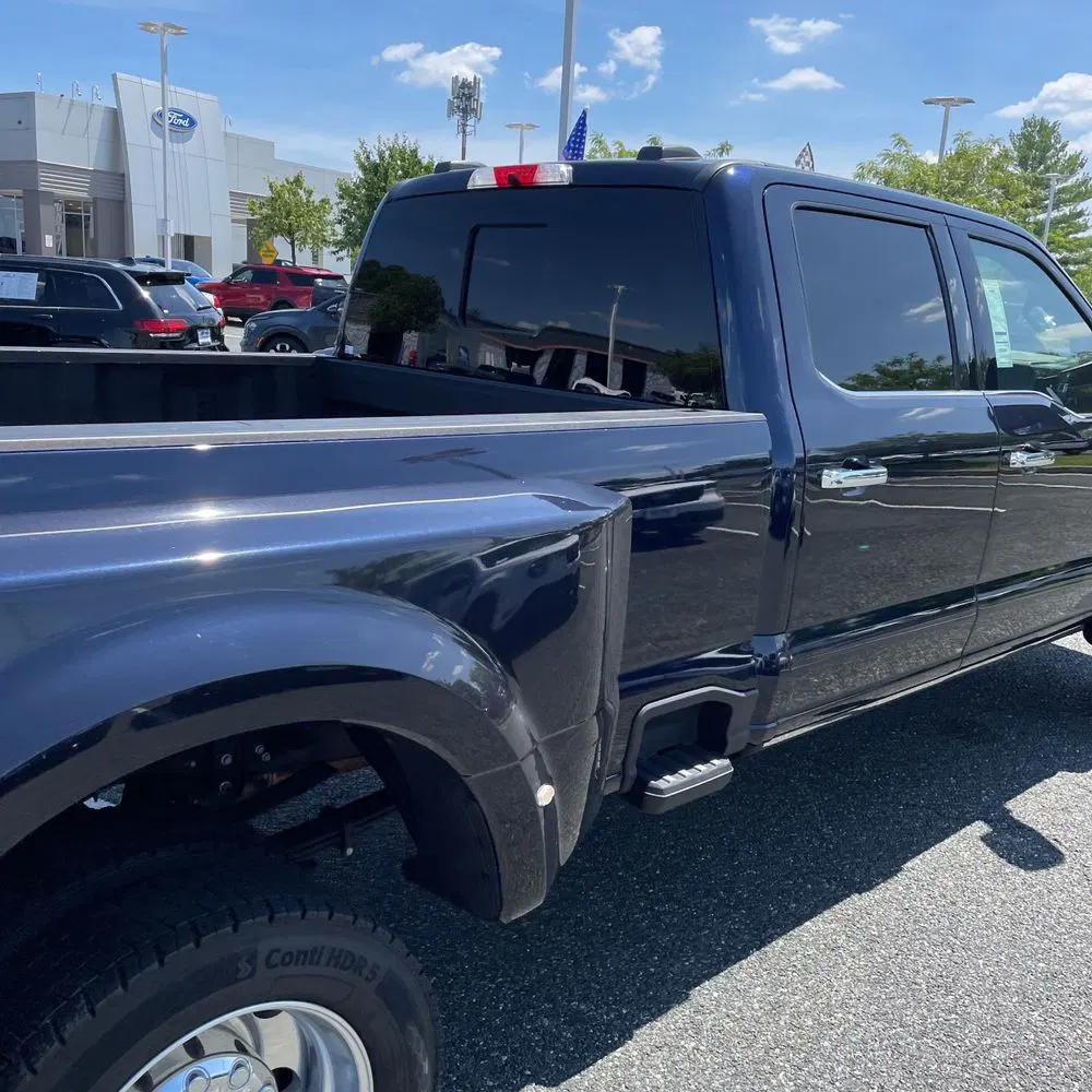 2024 Ford F-450 Super Duty Platinum