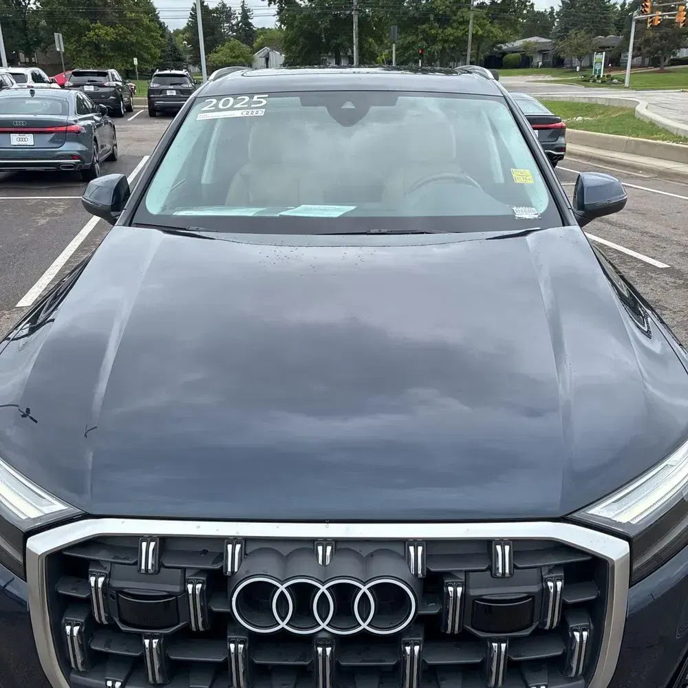 2025 Audi Q7 Premium Plus 55