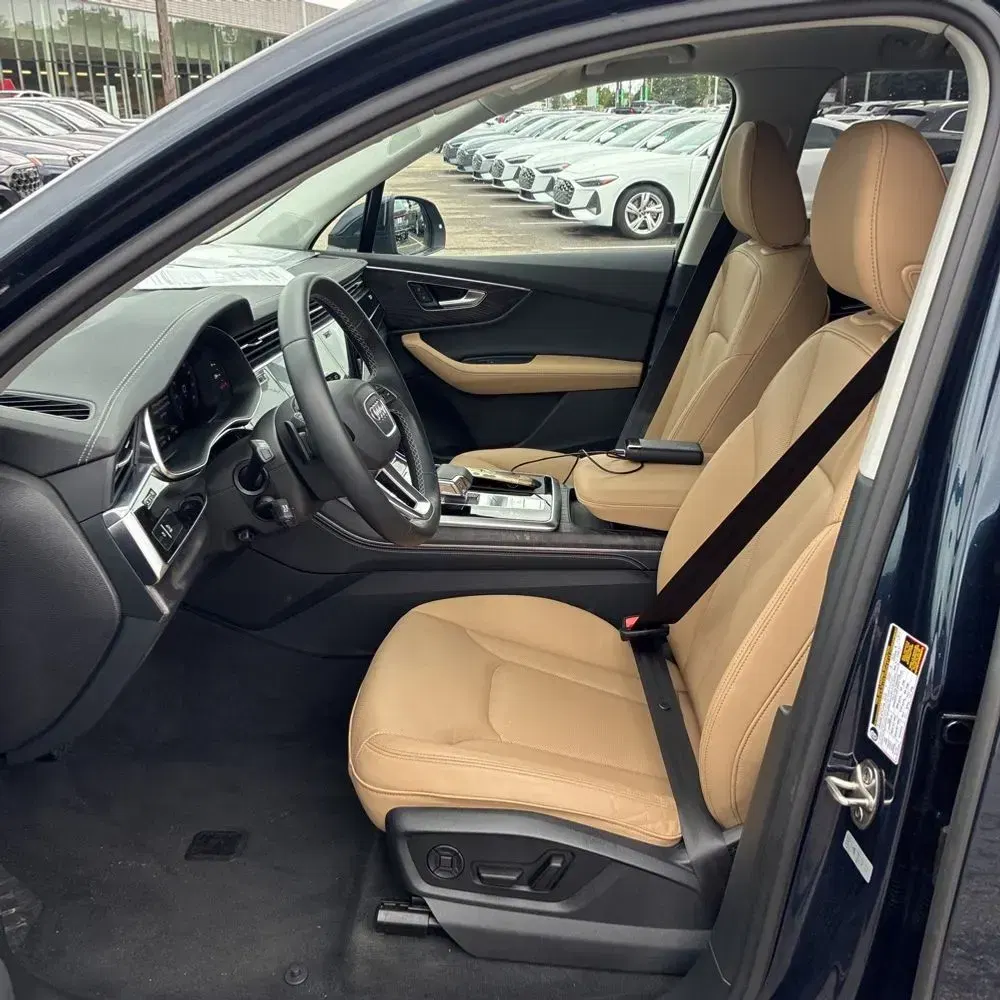 2025 Audi Q7 Premium Plus 55