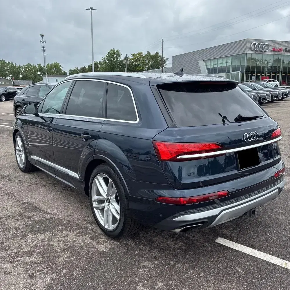 2025 Audi Q7 Premium Plus 55