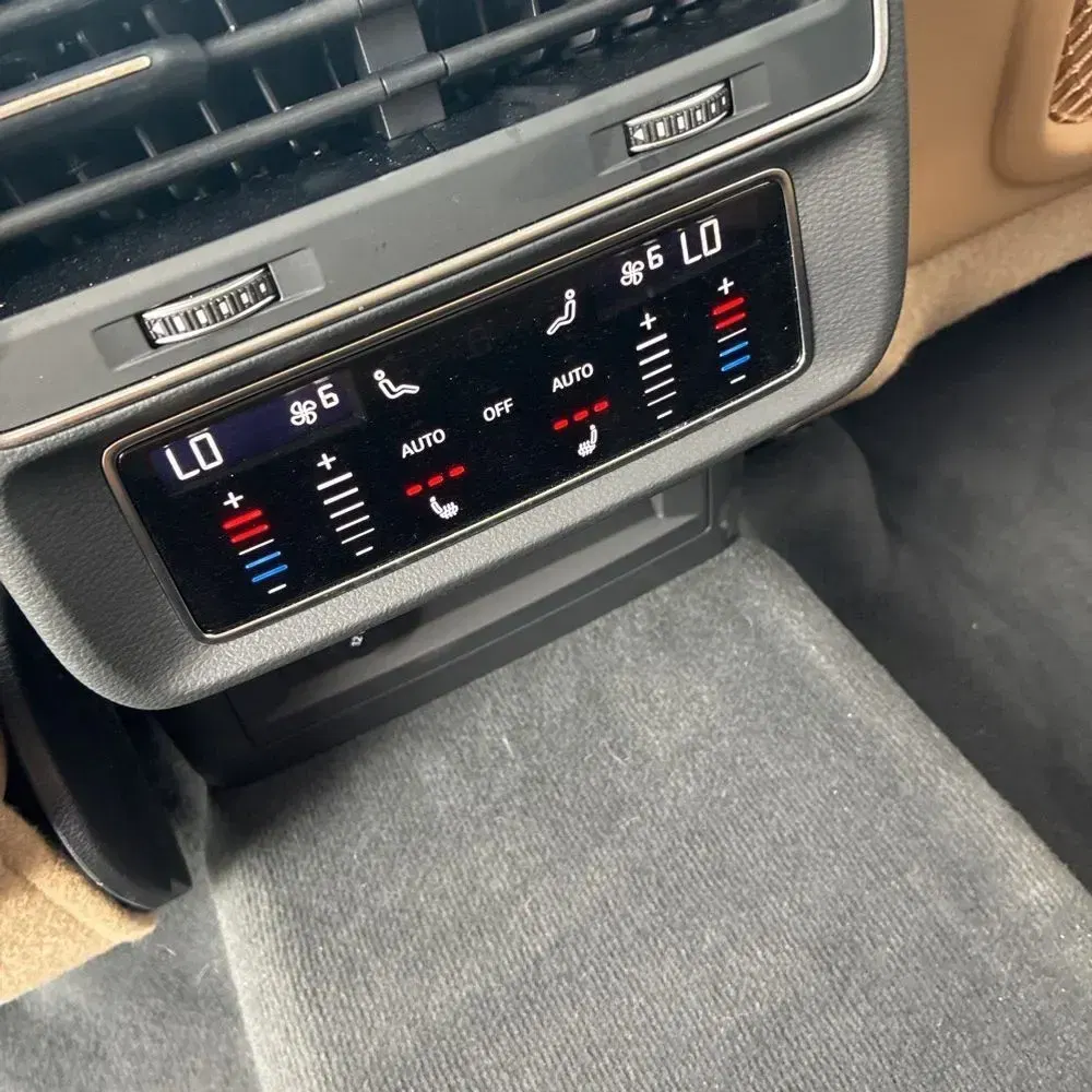 2025 Audi Q7 Premium Plus 55
