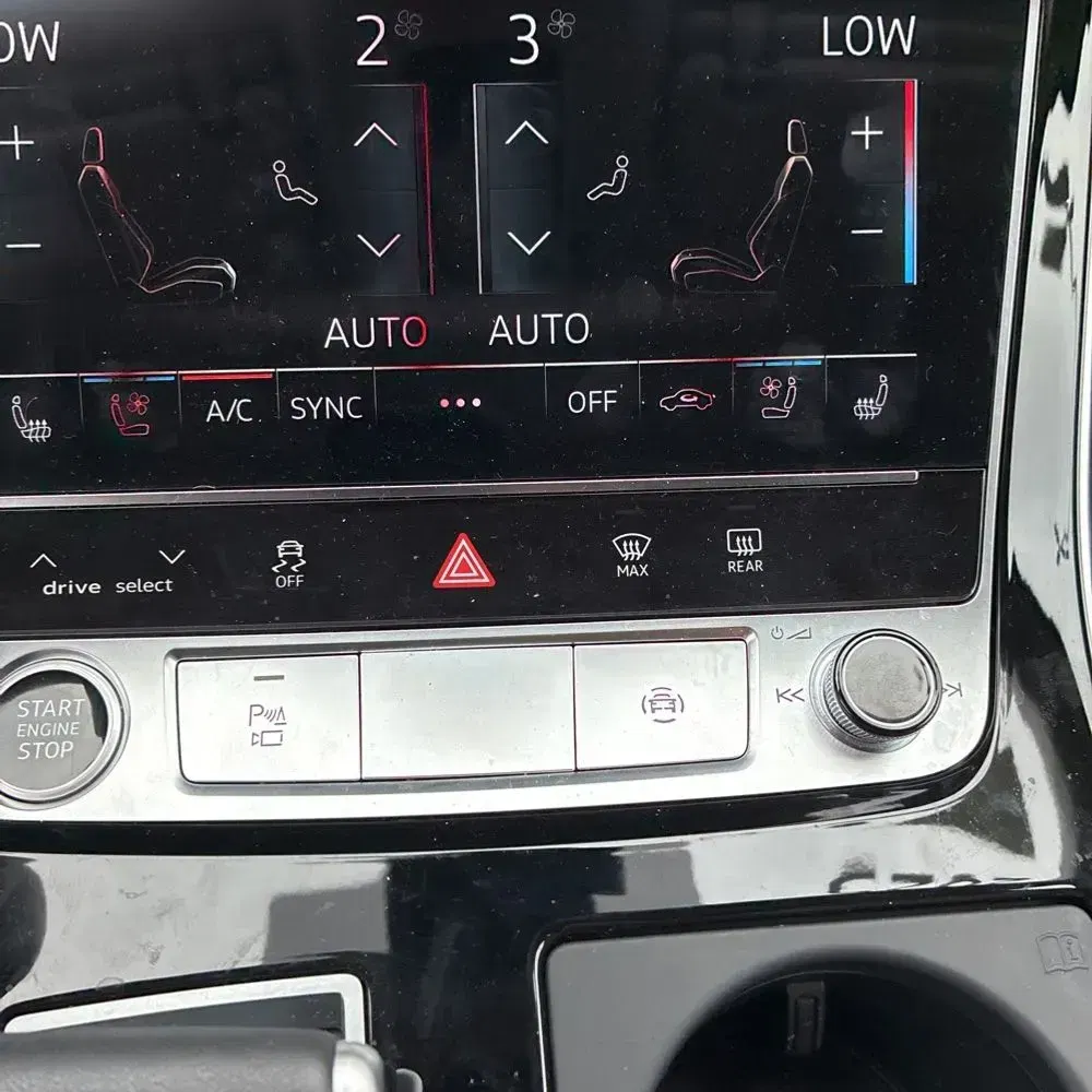 2025 Audi Q7 Premium Plus 55
