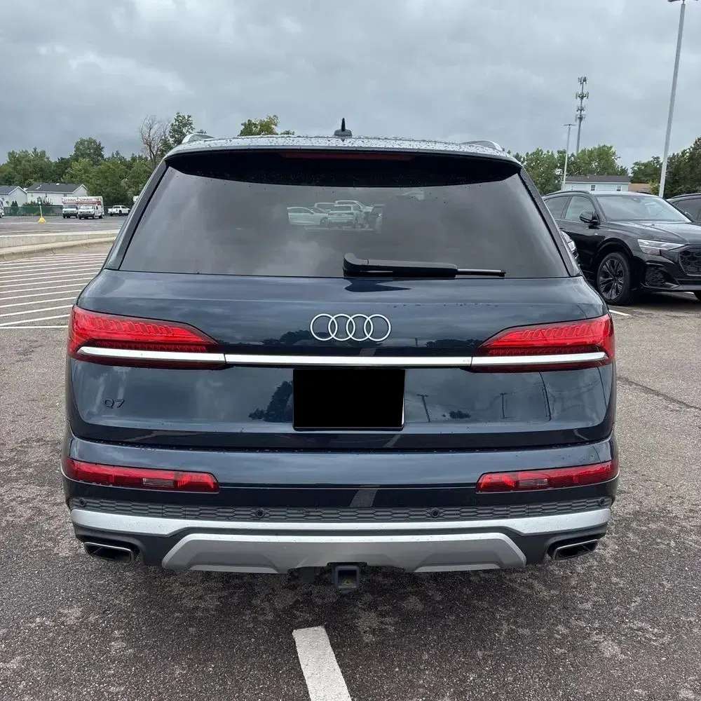 2025 Audi Q7 Premium Plus 55