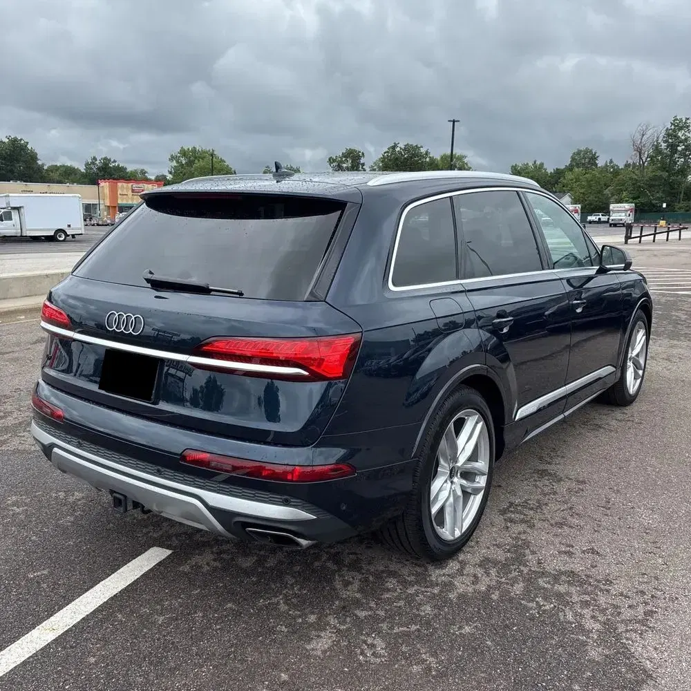 2025 Audi Q7 Premium Plus 55