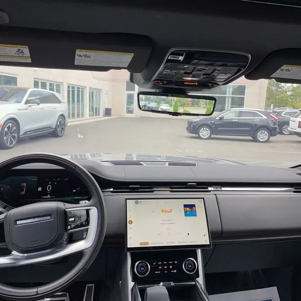 2023 Land Rover Range Rover SE