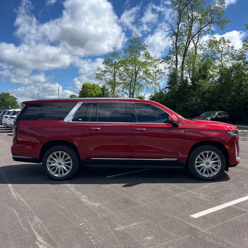 2023 Cadillac Escalade ESV Premium Luxury