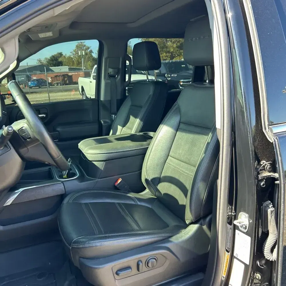 2023 GMC Sierra 3500HD Denali