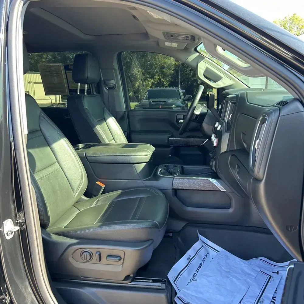 2023 GMC Sierra 3500HD Denali