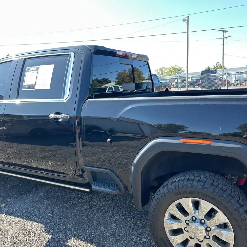 2023 GMC Sierra 3500HD Denali