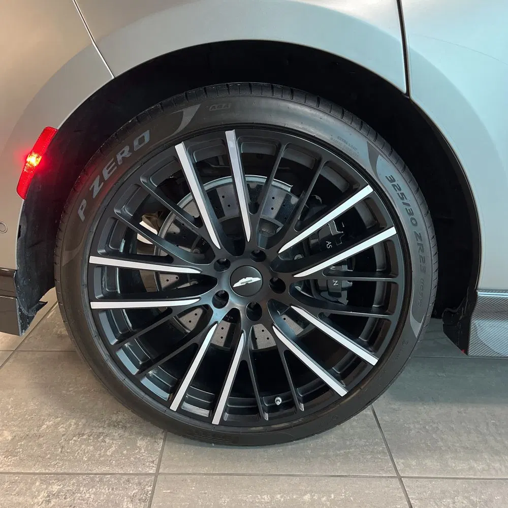 2023 Aston Martin DBX 707
