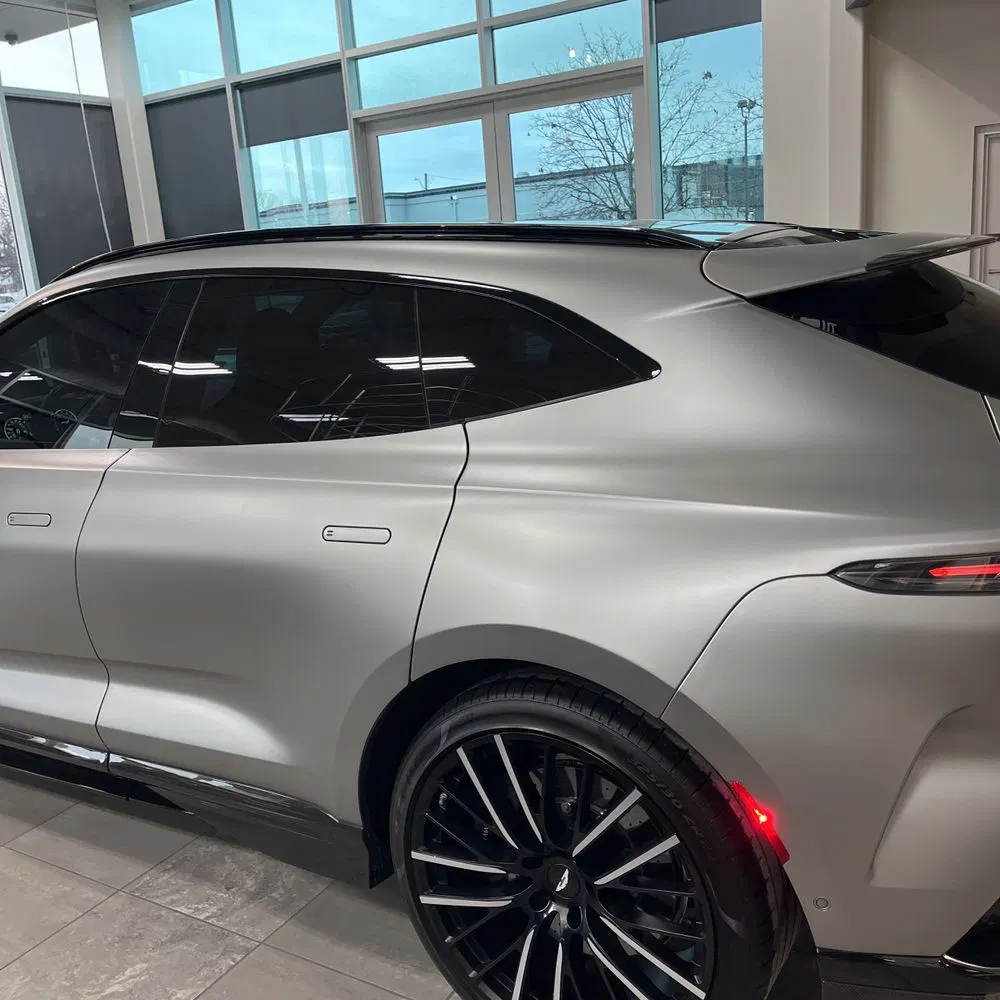 2023 Aston Martin DBX 707
