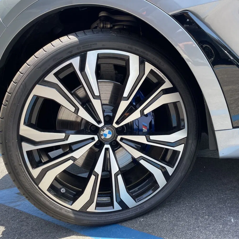 2024 BMW X7 M60i