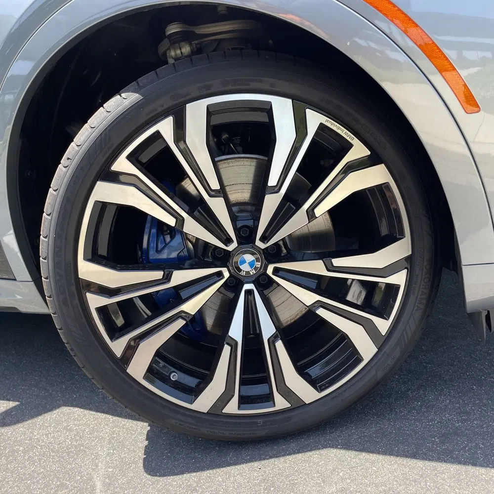 2024 BMW X7 M60i