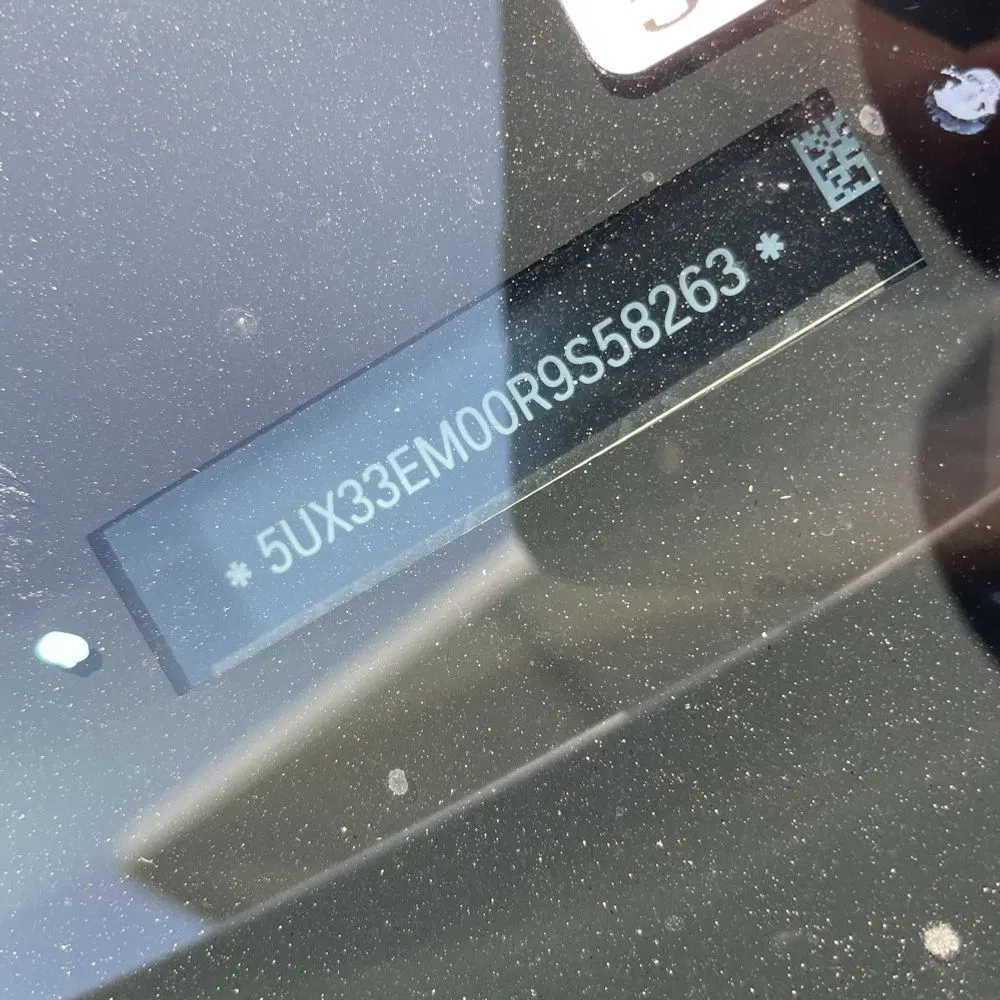 2024 BMW X7 M60i
