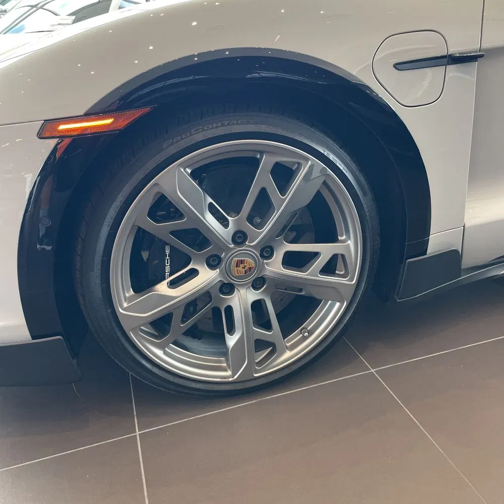 2024 Porsche Taycan Turbo S Cross Turismo