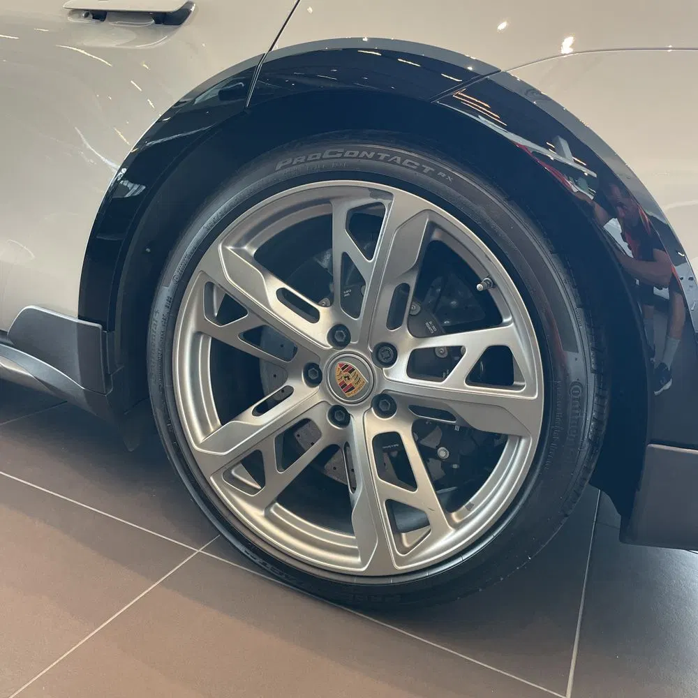 2024 Porsche Taycan Turbo S Cross Turismo