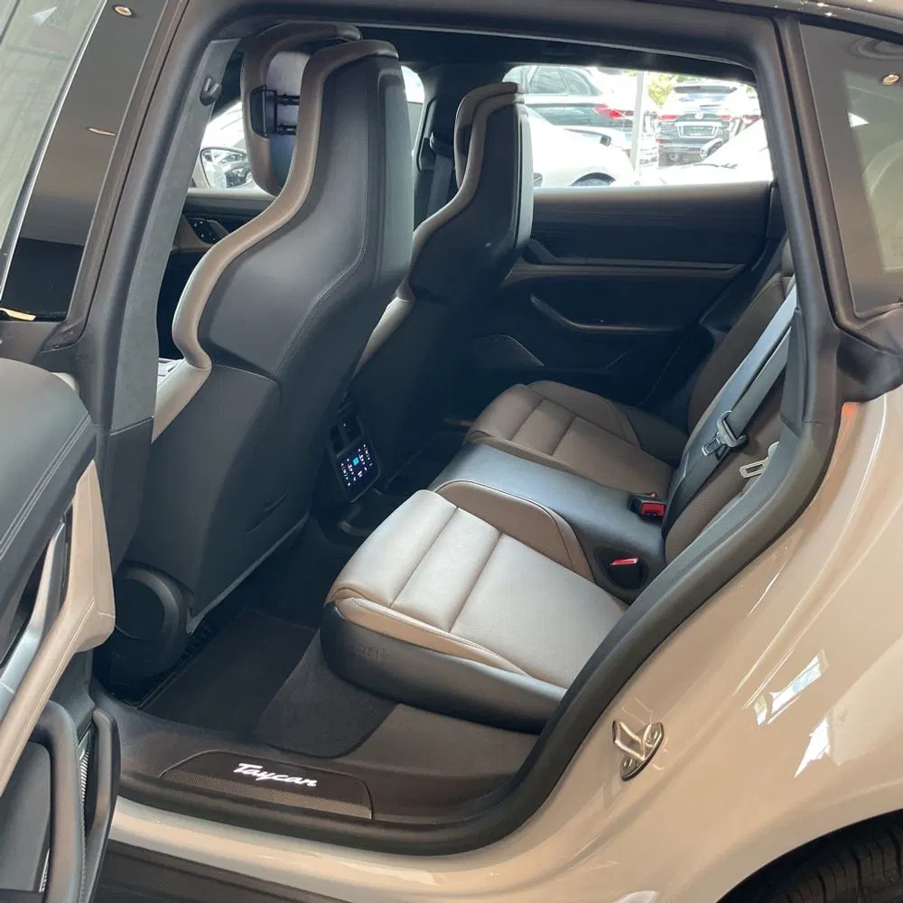 2024 Porsche Taycan Turbo S Cross Turismo