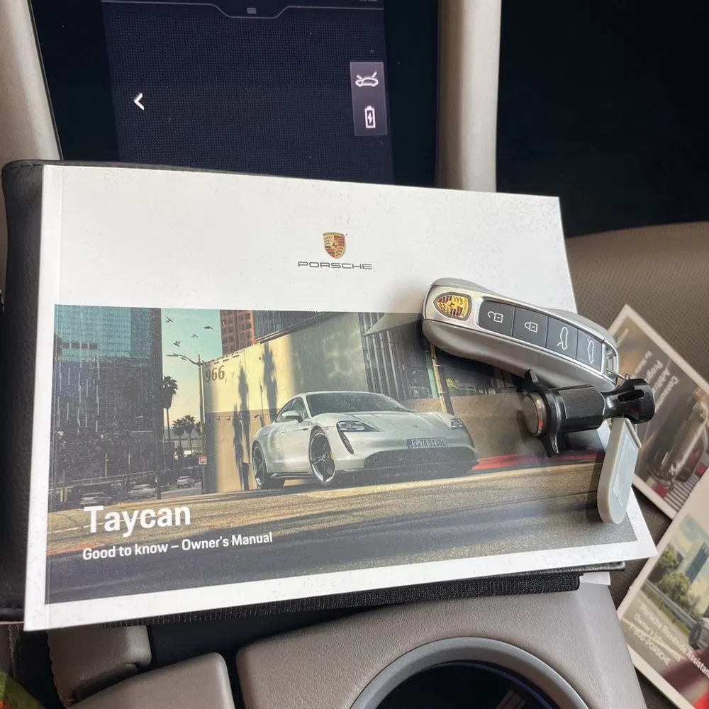 2024 Porsche Taycan Turbo S Cross Turismo