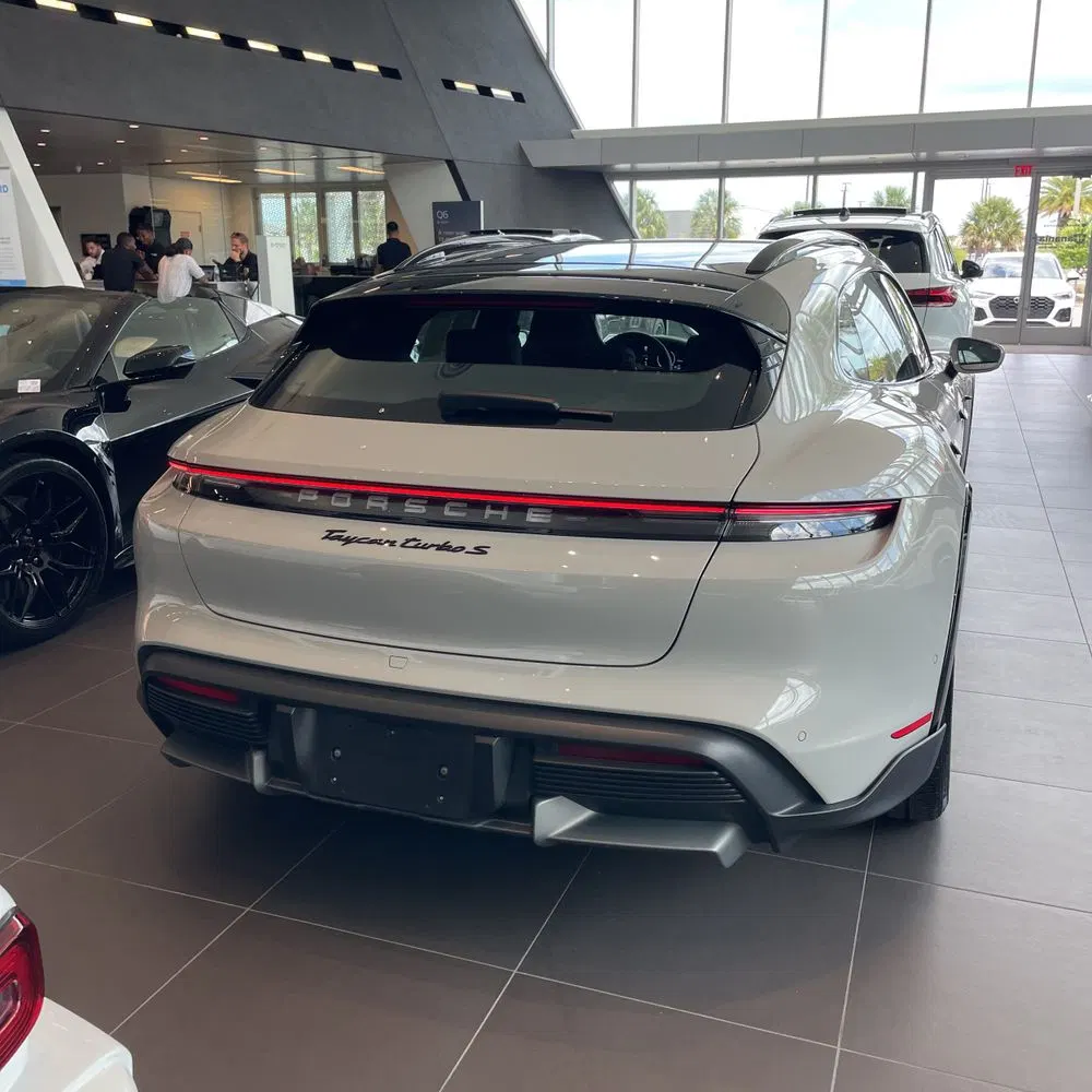 2024 Porsche Taycan Turbo S Cross Turismo