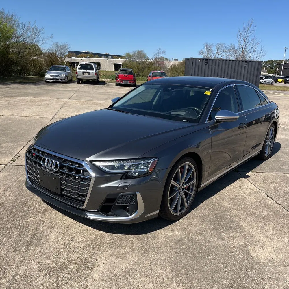 2022 Audi S8