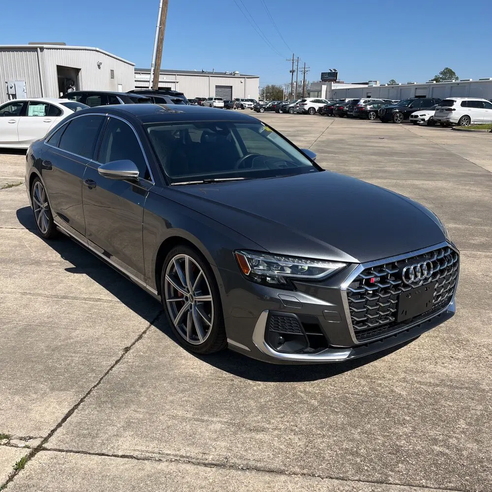 2022 Audi S8