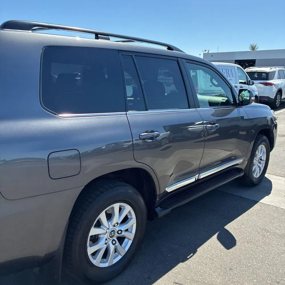 2018 Toyota Land Cruiser Base