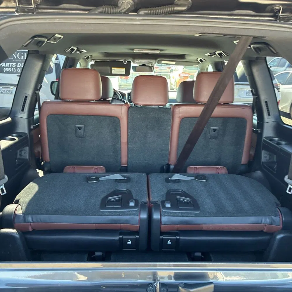 2018 Toyota Land Cruiser Base