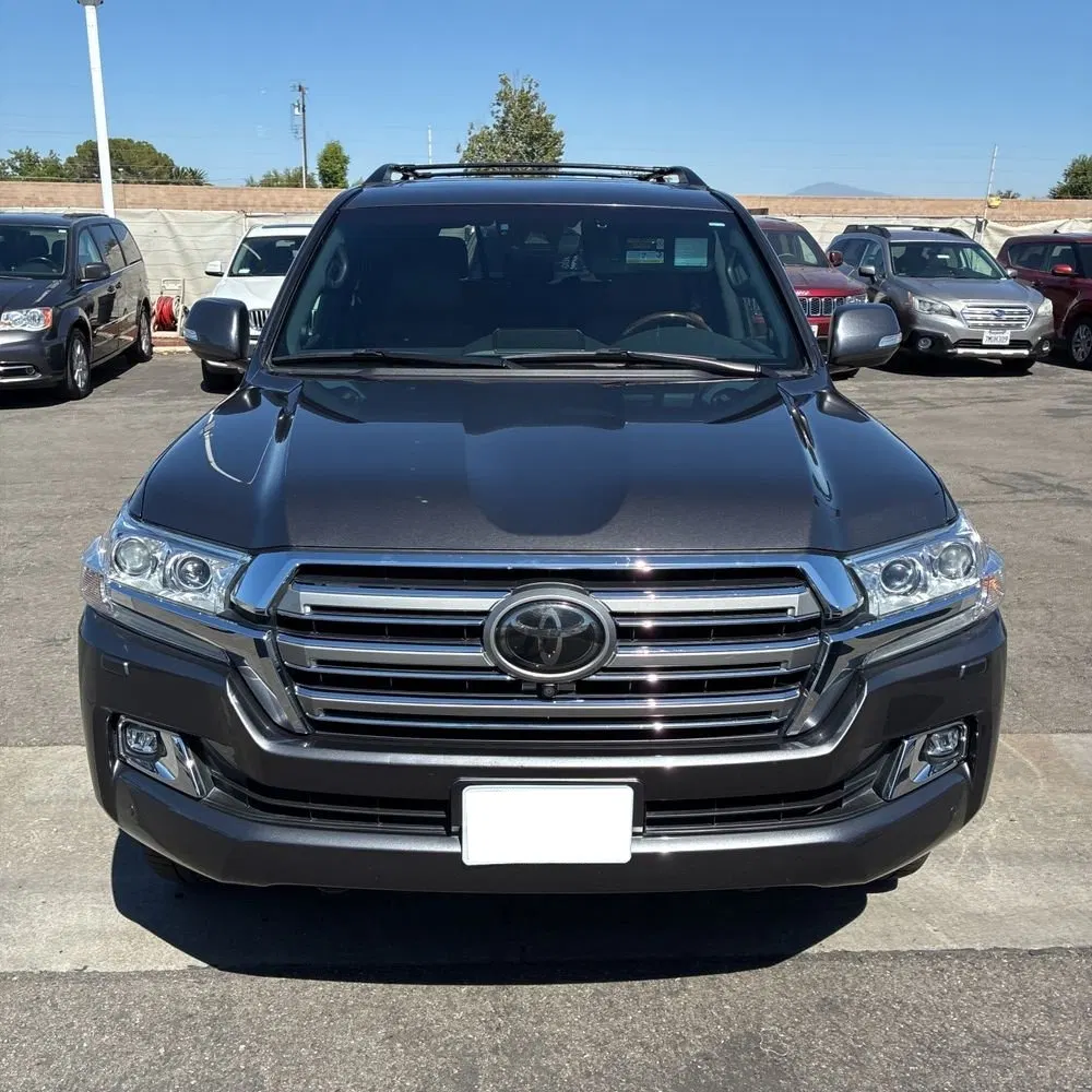 2018 Toyota Land Cruiser Base