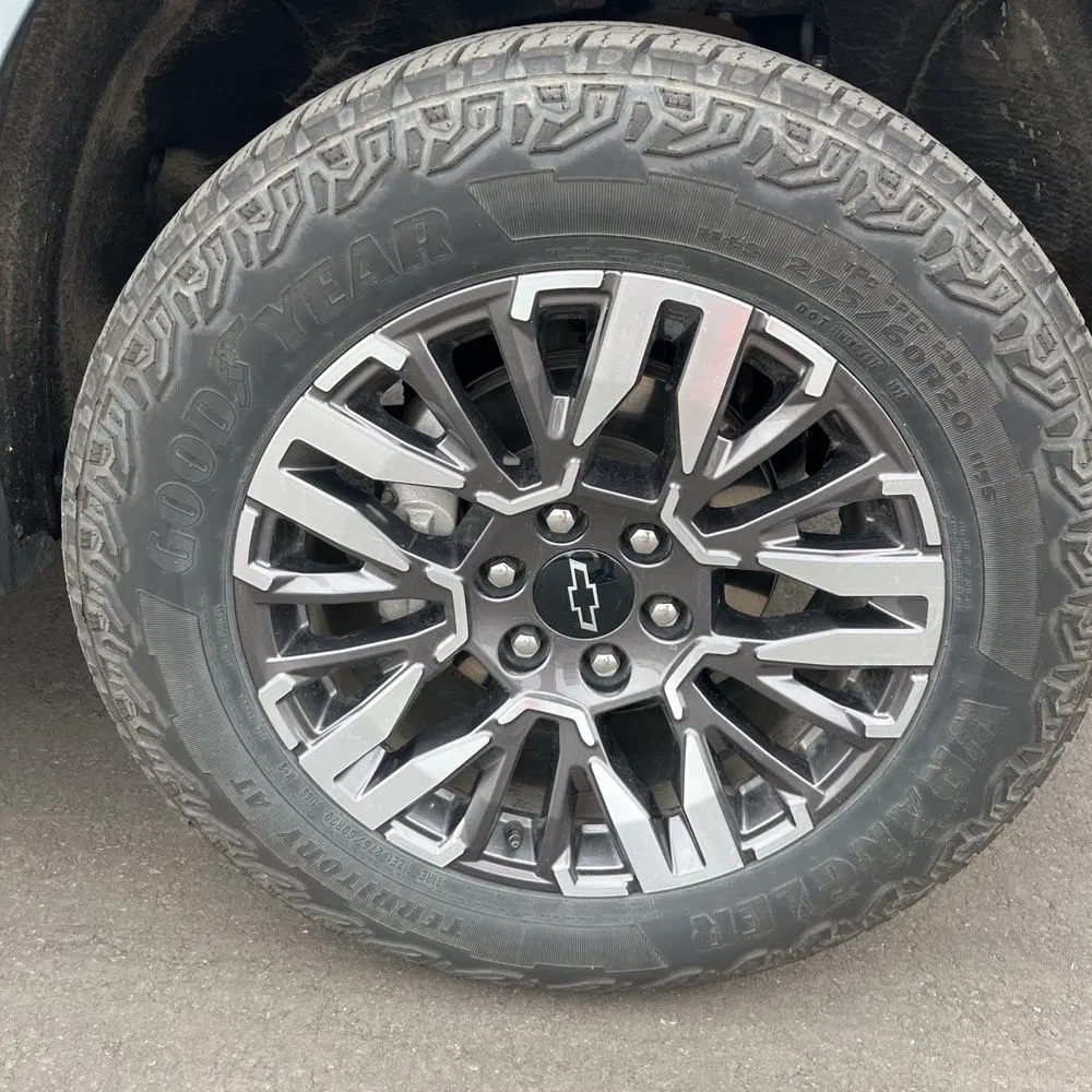 2025 Chevrolet Suburban Z71