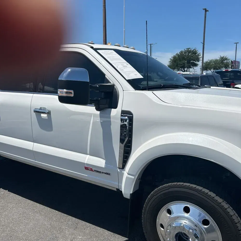 2023 Ford F-450 Super Duty Platinum