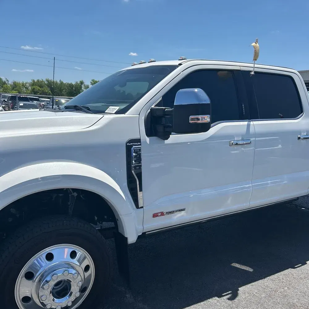 2023 Ford F-450 Super Duty Platinum