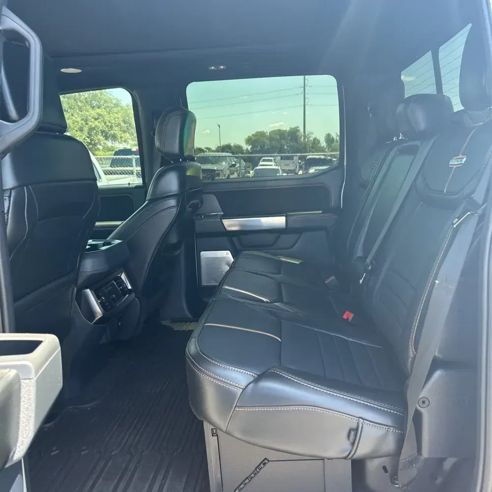 2023 Ford F-450 Super Duty Platinum