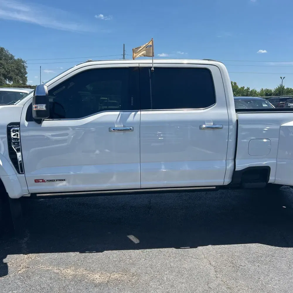 2023 Ford F-450 Super Duty Platinum