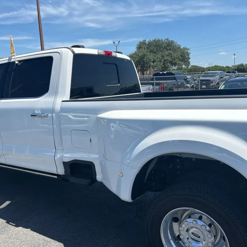 2023 Ford F-450 Super Duty Platinum