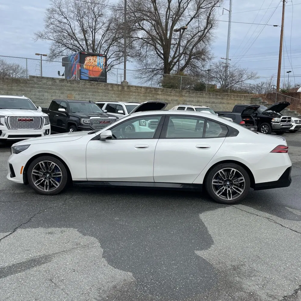 2024 BMW 5-Series 540i xDrive