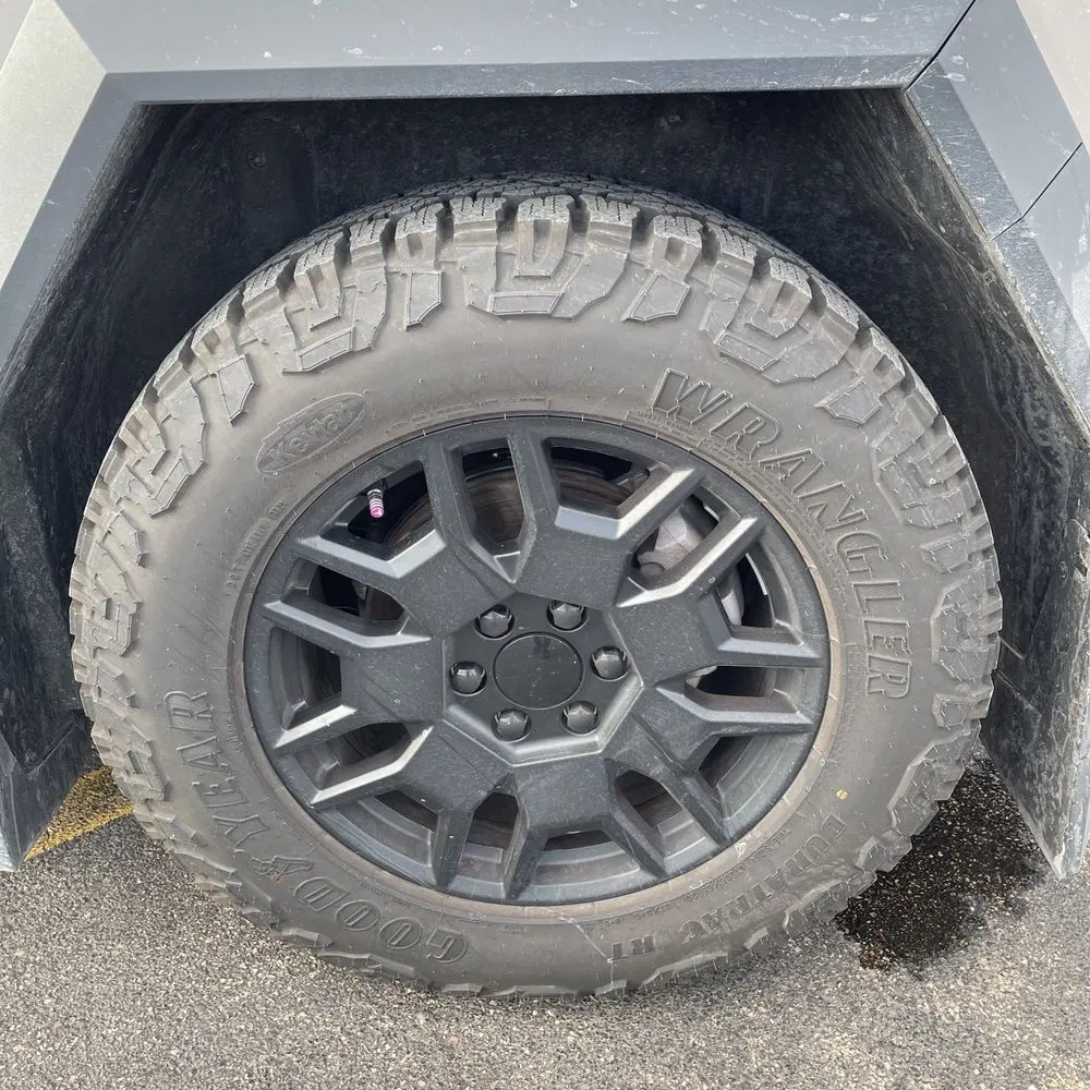 2024 Tesla Cybertruck Base