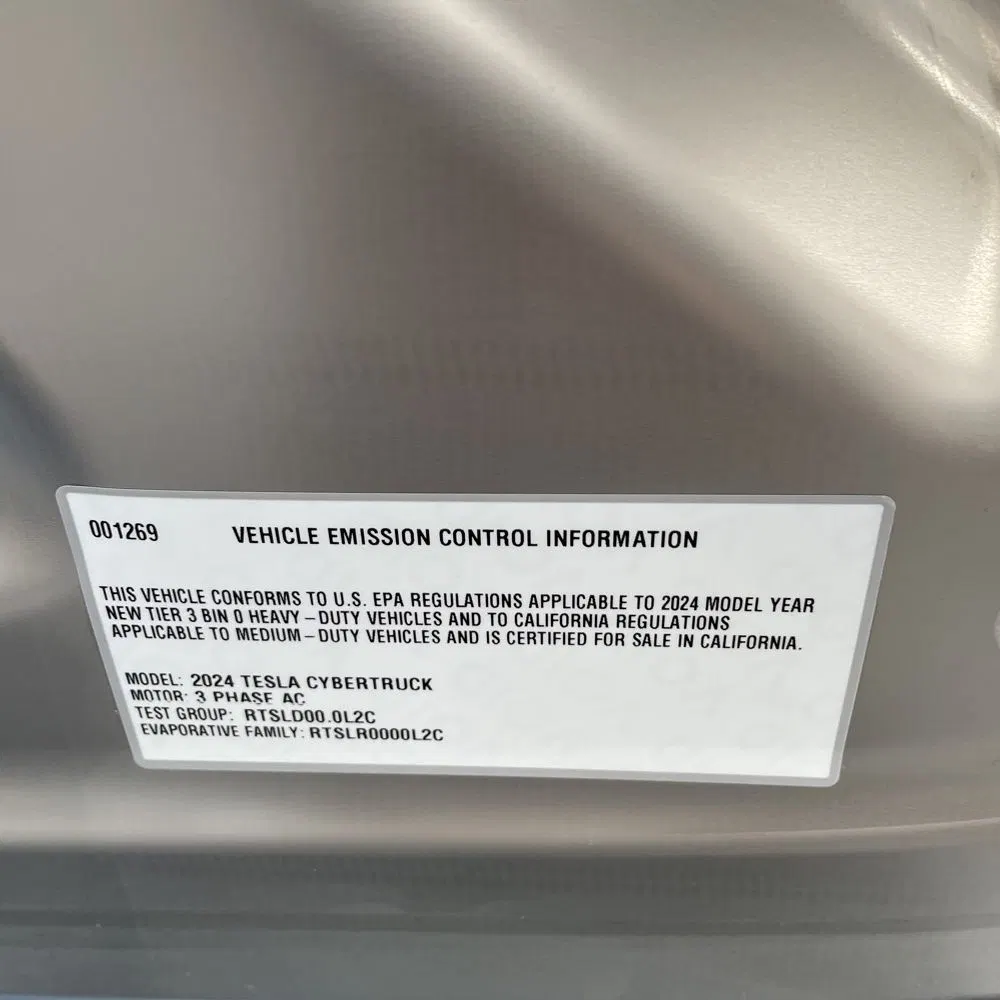 2024 Tesla Cybertruck Base