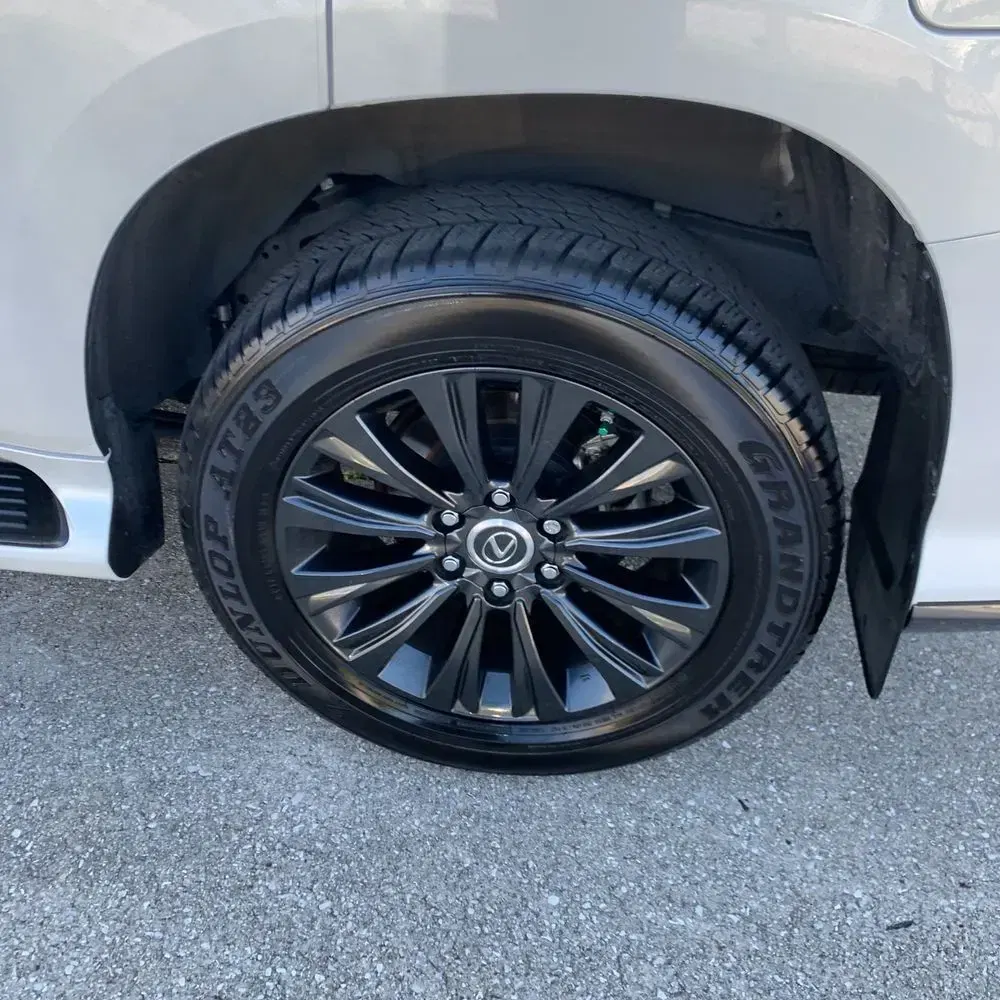 2023 Lexus GX 460 Base
