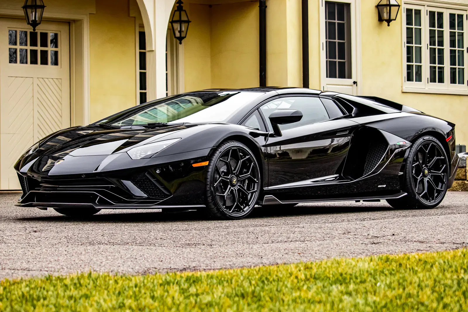 2022 Lamborghini Aventador LP 780-4 Ultimae Roadster