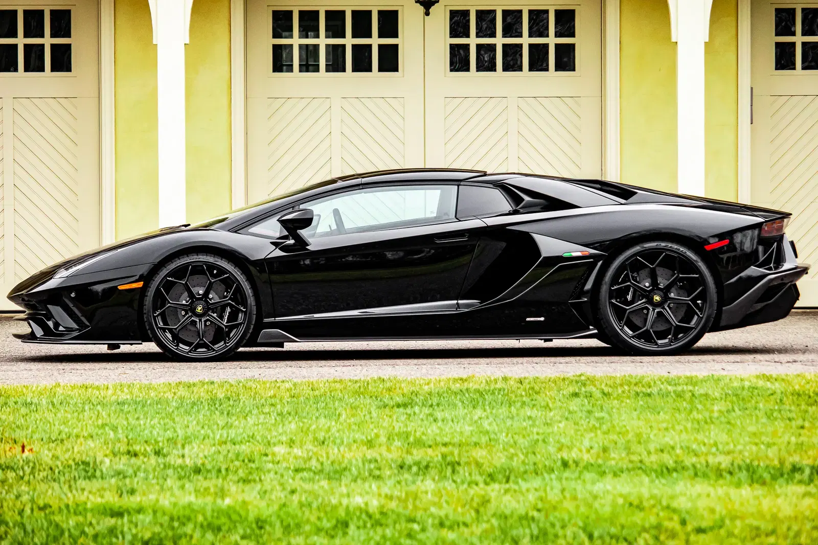 2022 Lamborghini Aventador LP 780-4 Ultimae Roadster