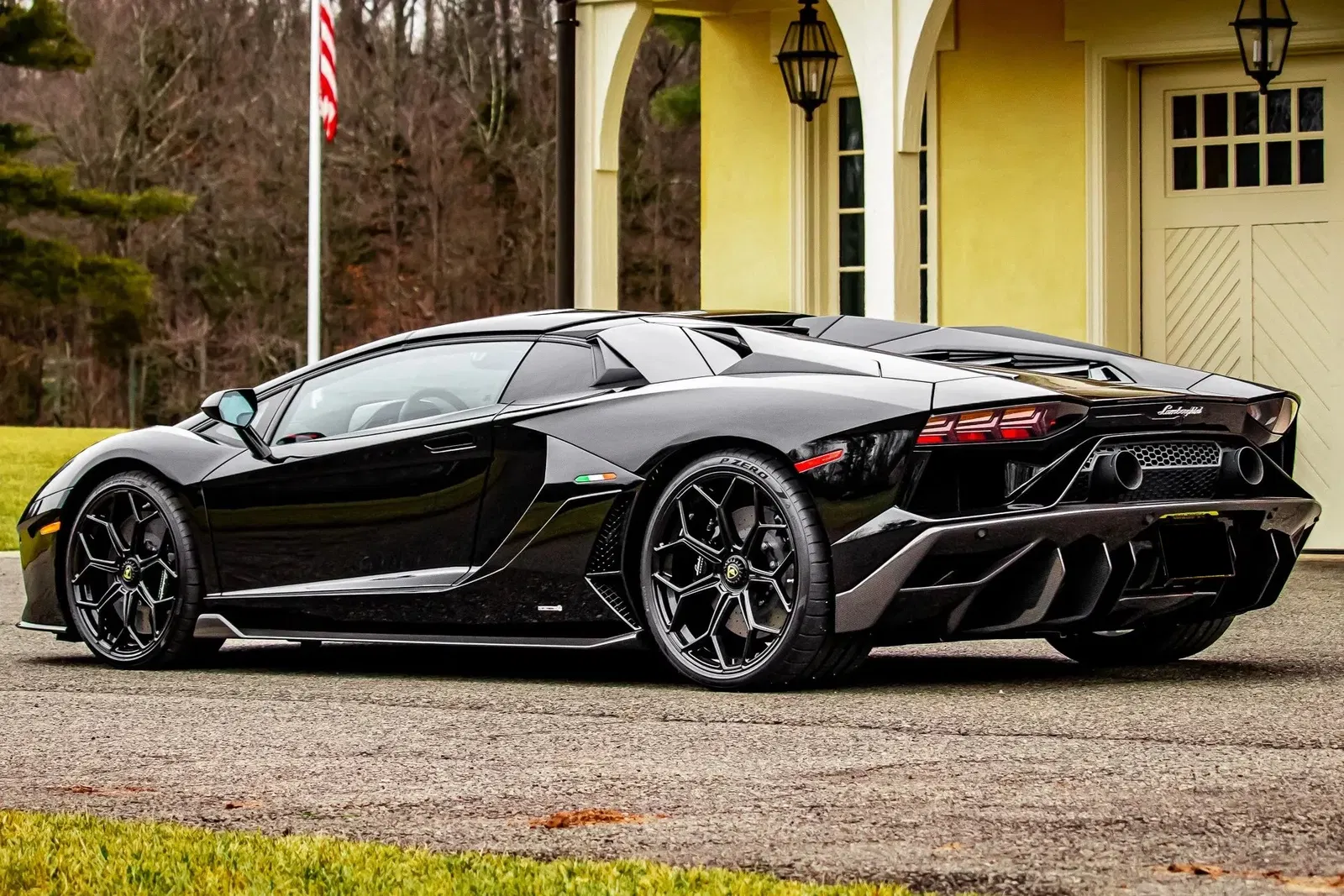 2022 Lamborghini Aventador LP 780-4 Ultimae Roadster